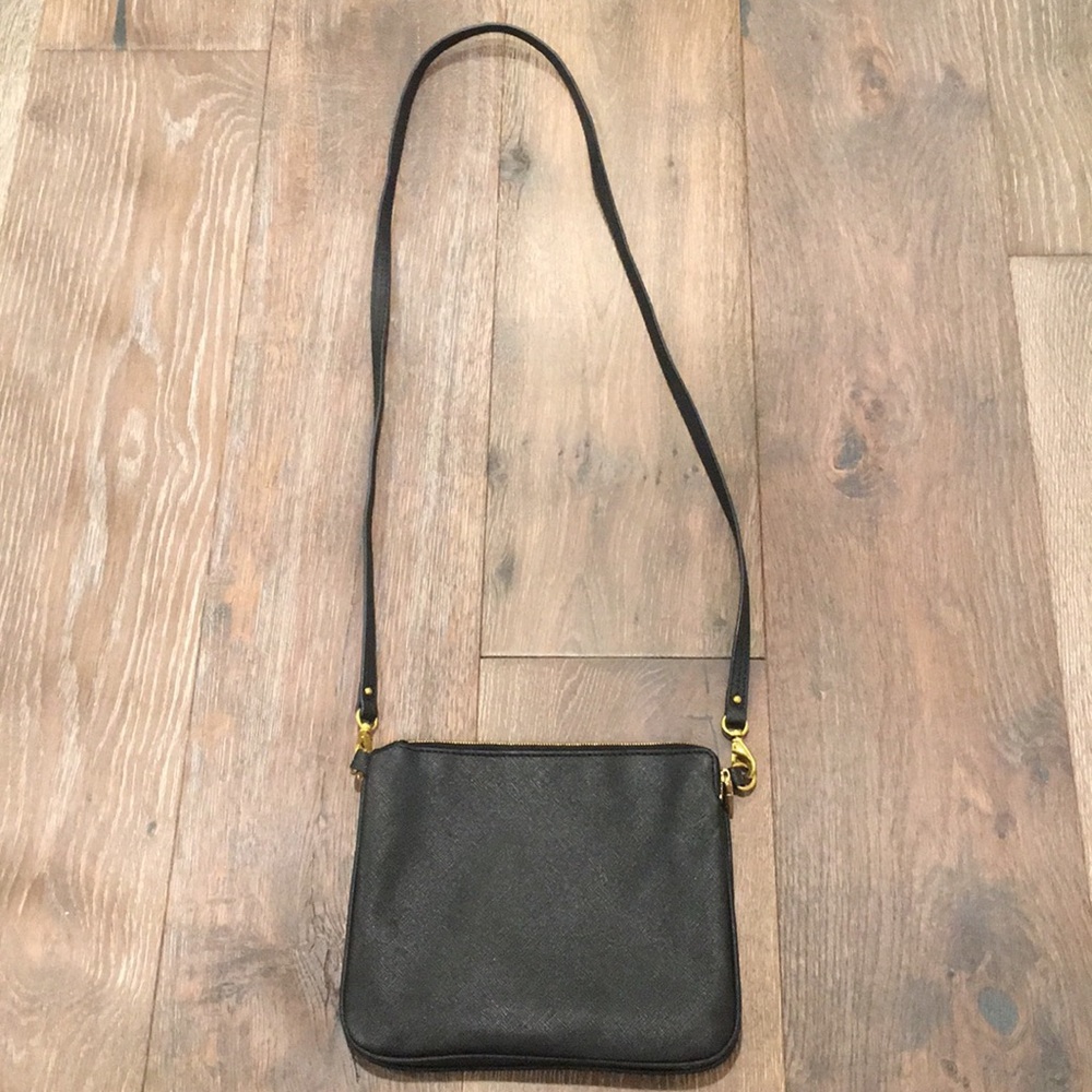 Crossbody bag